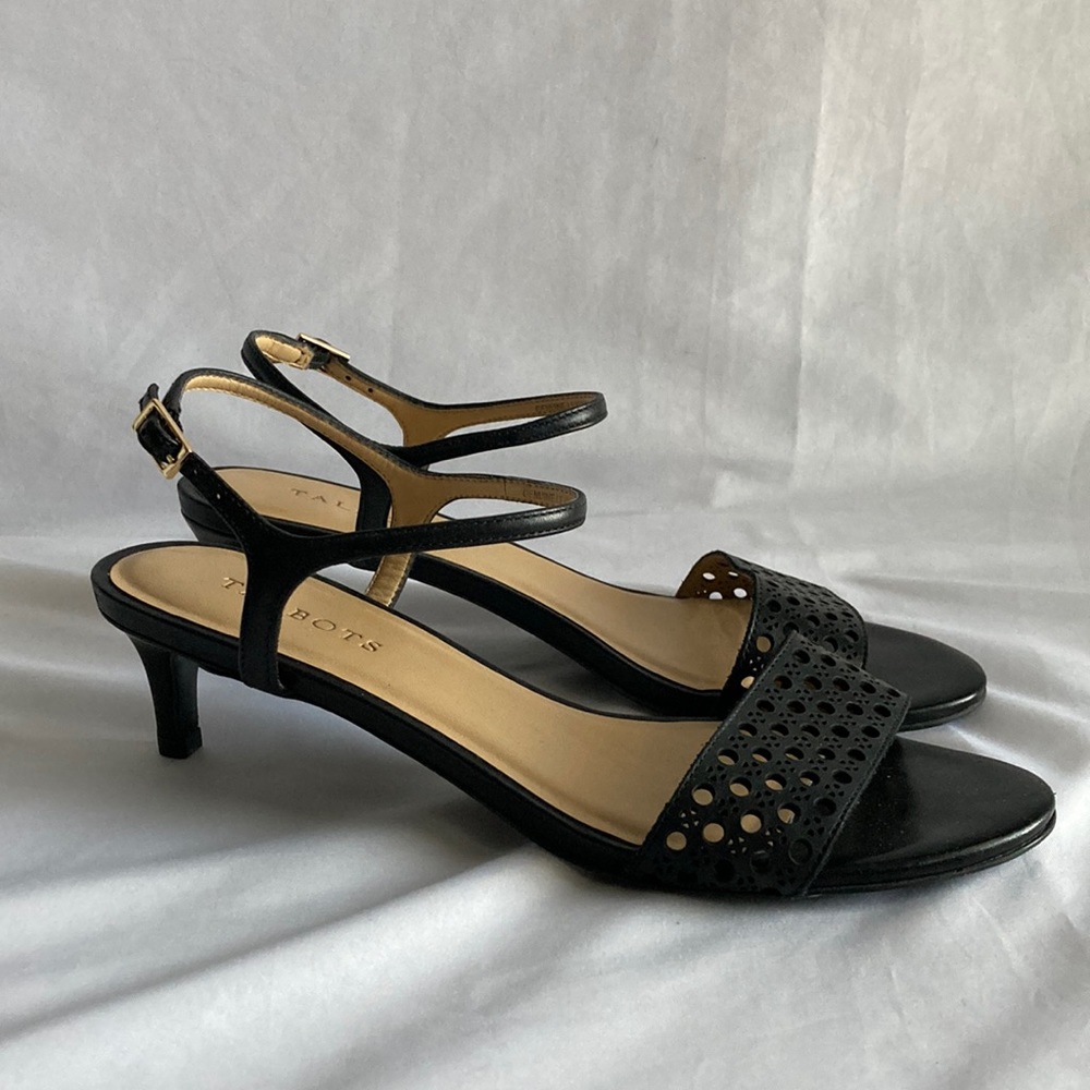 Talbots Black Low Heel Ankle Strap Shoes Size 9.5